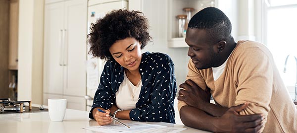 Pharmacist talking about medication 